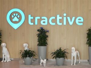 © Tractive