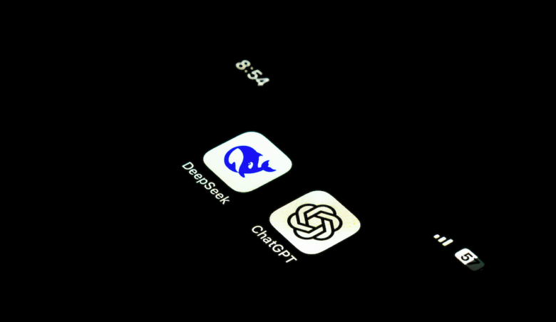 ChatGPT vs. DeepSeek. © Unsplash