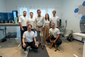 Das Doclarity-Team mit Minister Hanke. © Doclarity